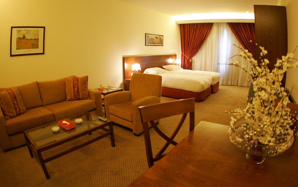 Markazia Suites Beirut Eksteriør billede