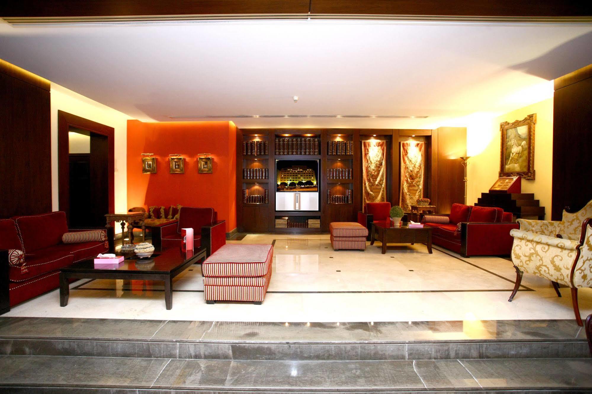 Markazia Suites Beirut Eksteriør billede