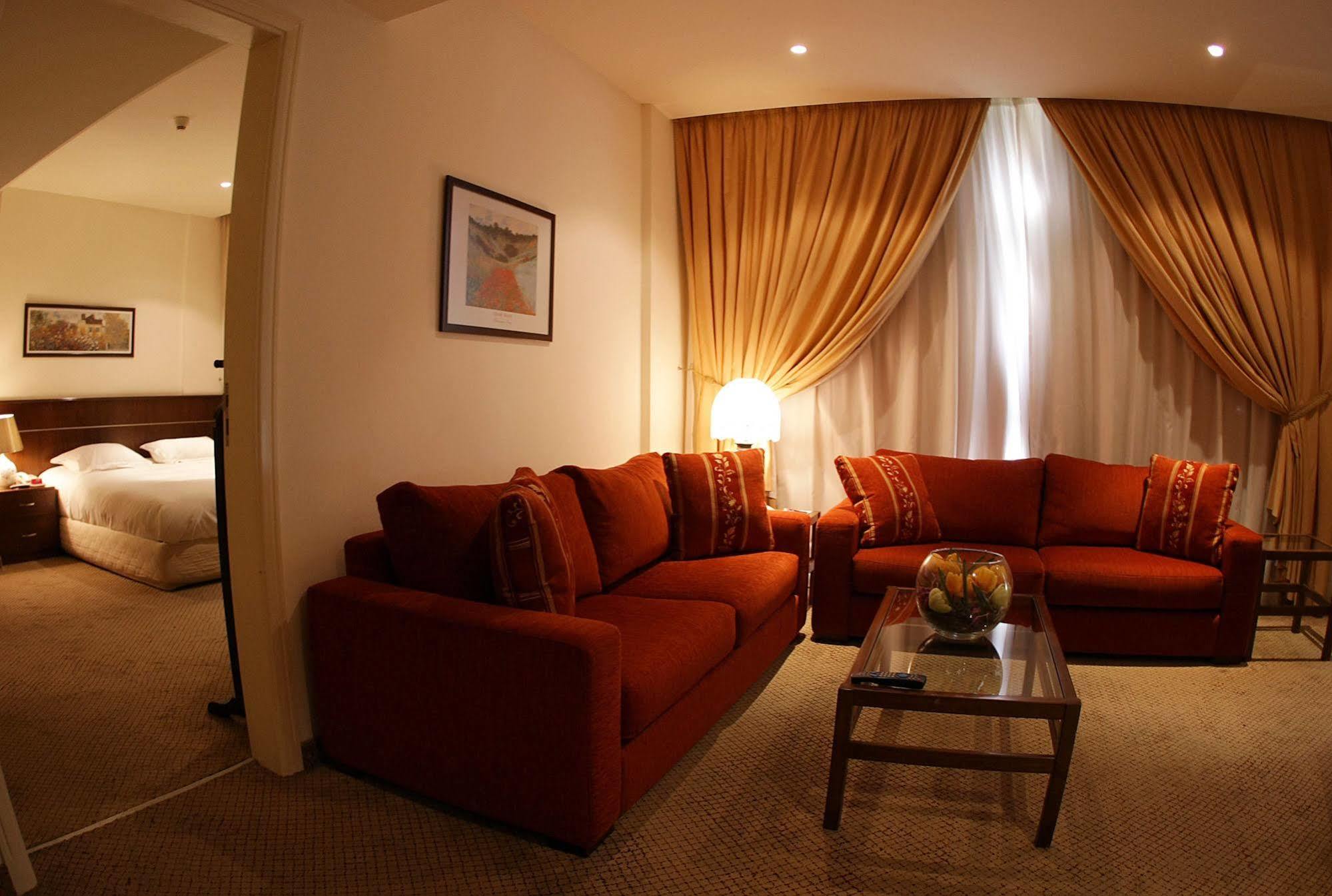 Markazia Suites Beirut Eksteriør billede