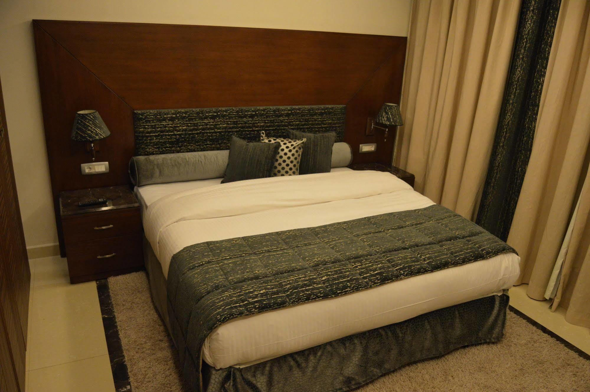 Markazia Suites Beirut Eksteriør billede